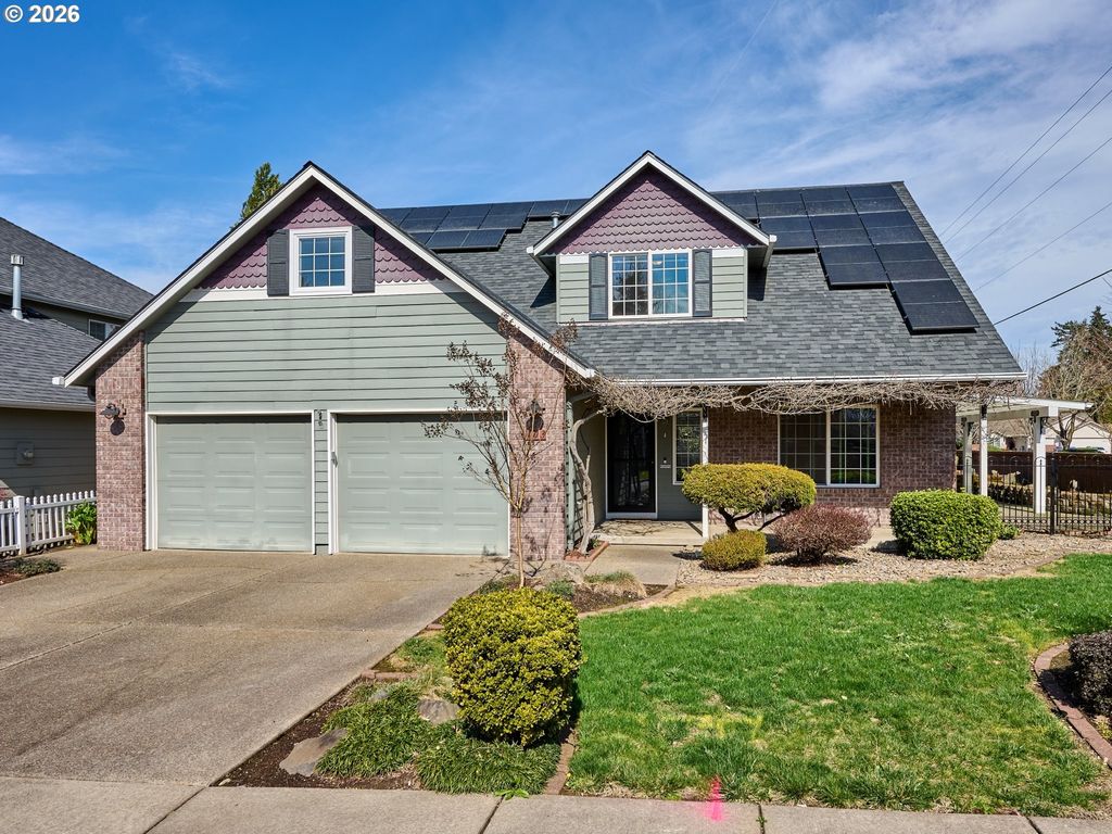 103 CEDAR BLUFF Cir, Keizer, OR 97303