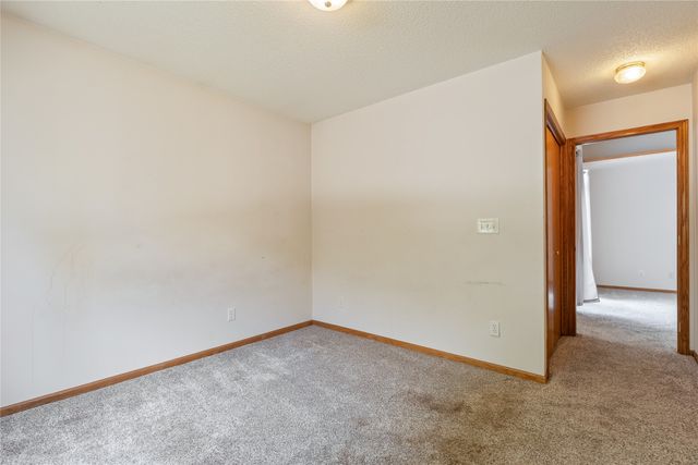 10110 Meredith Drive 1, Urbandale, IA 50322