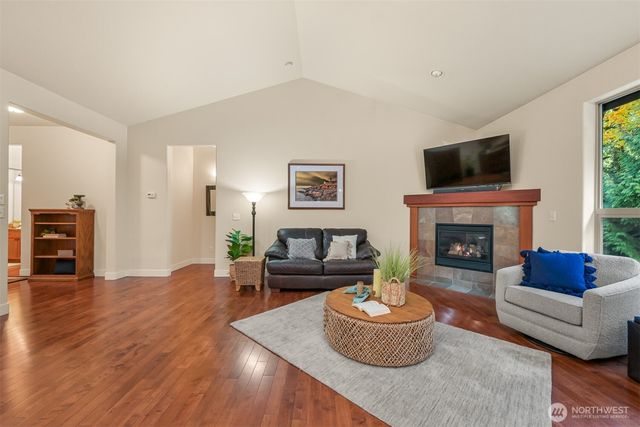 1120 Birch Falls Drive, Bellingham, WA 98229