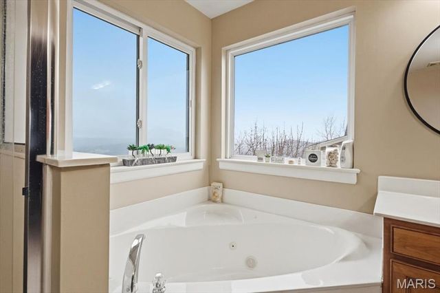 624 Meramec View Drive, Eureka, MO 63025