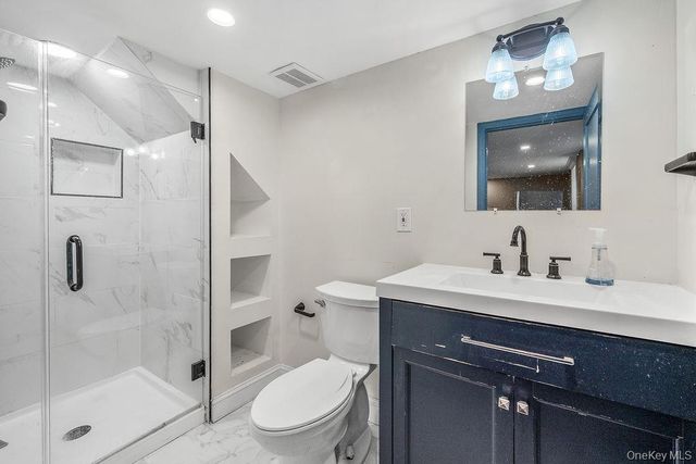 185 Throop Street, West Babylon, NY 11704