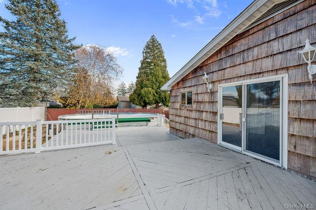 185 Throop Street, West Babylon, NY 11704