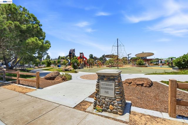 4442 Kennett Ter, Fremont, CA 94536