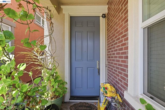 4442 Kennett Ter, Fremont, CA 94536