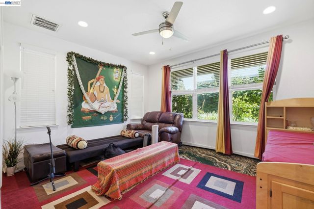 4442 Kennett Ter, Fremont, CA 94536