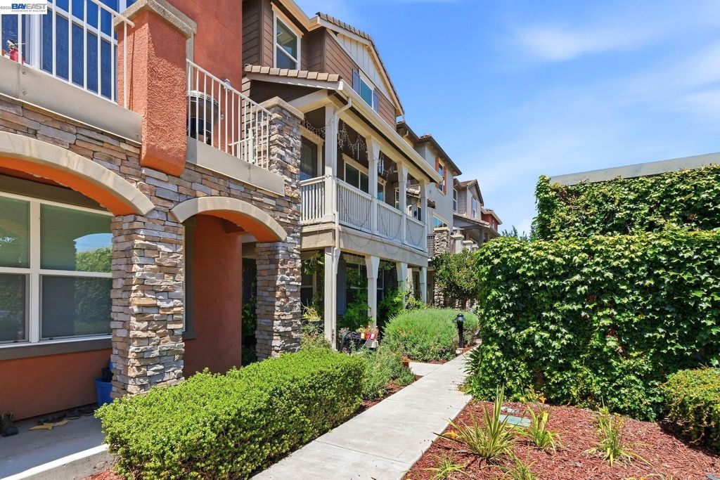 4442 Kennett Ter, Fremont, CA 94536