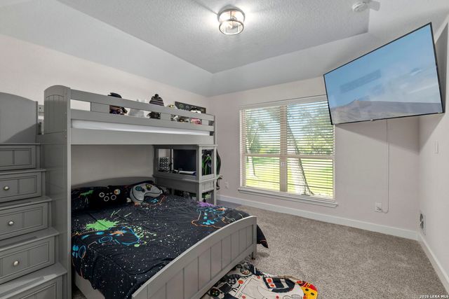 630 Oak Village Dr, San Antonio, TX 78253