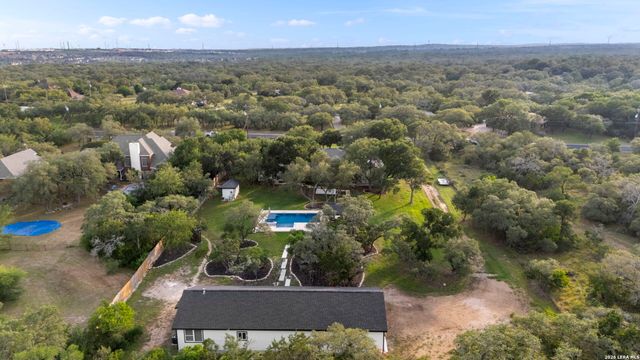 630 Oak Village Dr, San Antonio, TX 78253