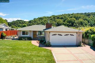 2420 Doidge Ave, Pinole, CA 94564