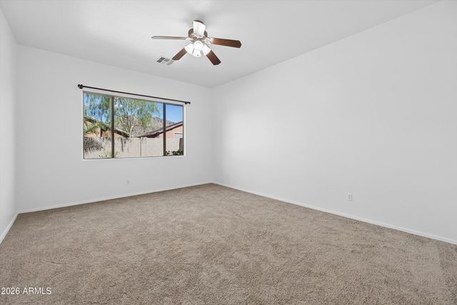 8364 W MOLLY Lane, Peoria, AZ 85383