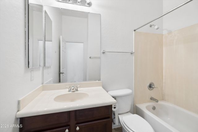 8364 W MOLLY Lane, Peoria, AZ 85383