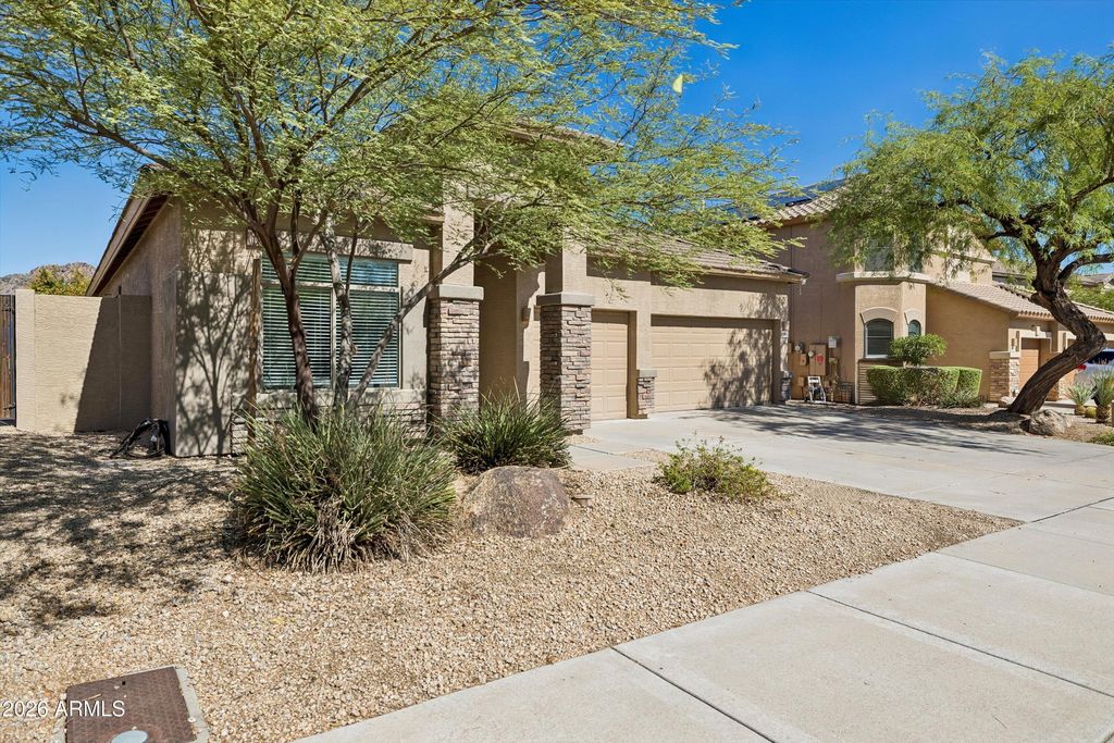8364 W MOLLY Lane, Peoria, AZ 85383 — photo 2