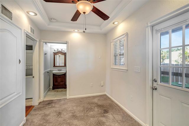 201 6TH STREET S 102, St Petersburg, FL 33701