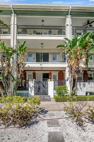 201 6TH STREET S 102, St Petersburg, FL 33701