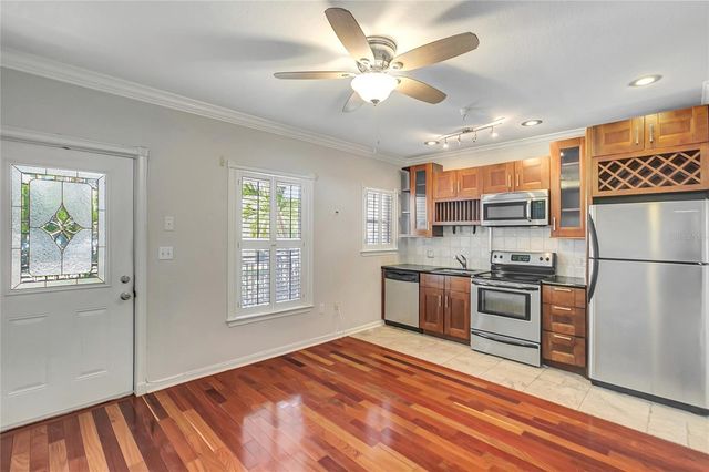 201 6TH STREET S 102, St Petersburg, FL 33701