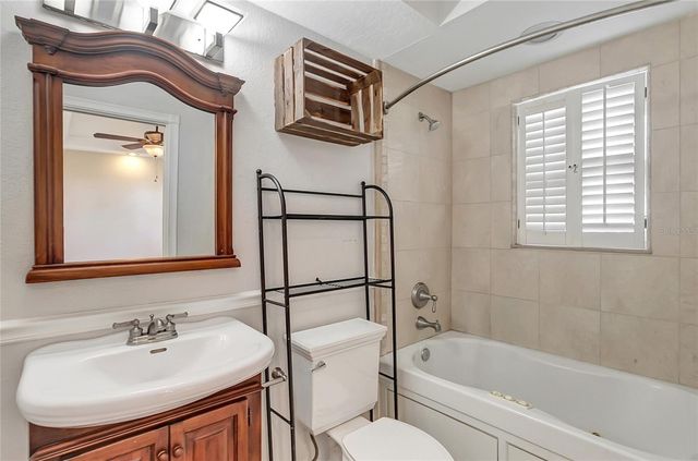 201 6TH STREET S 102, St Petersburg, FL 33701