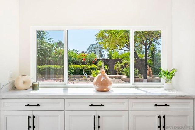9956 Cummins Pl, San Diego, CA 92131