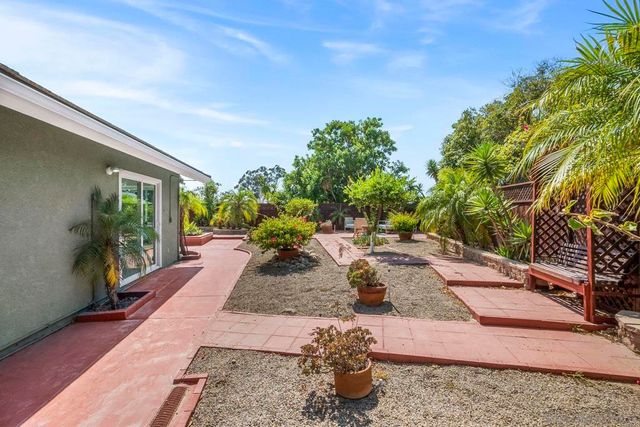 9956 Cummins Pl, San Diego, CA 92131