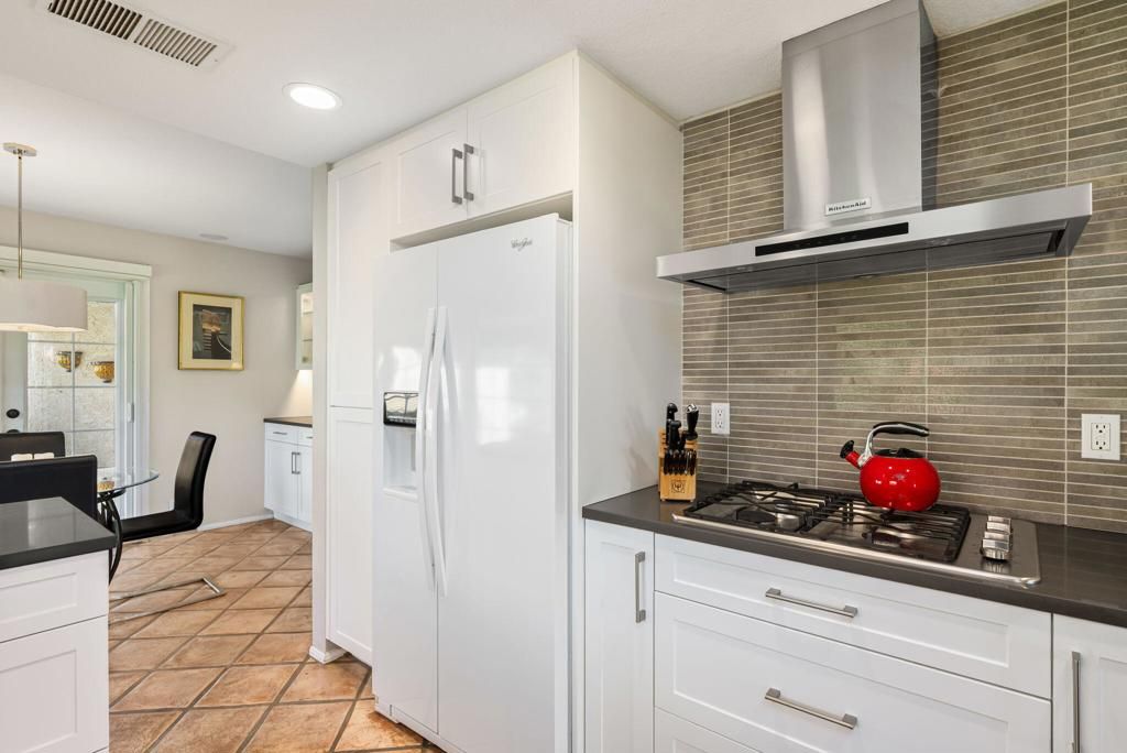 Image 33 of property listing at 127 Avellino Circle, Palm Desert, CA 92211