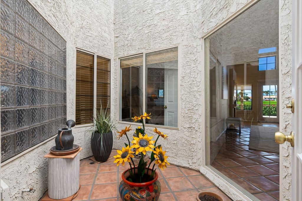 Image 47 of property listing at 127 Avellino Circle, Palm Desert, CA 92211