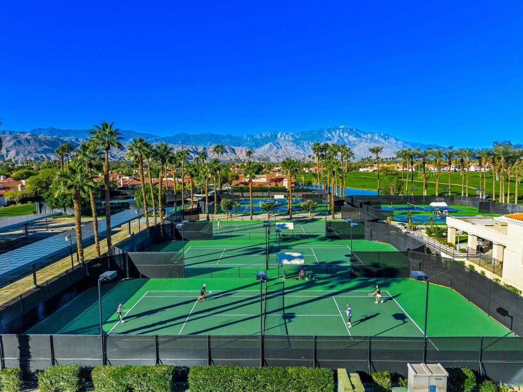 Image 63 of property listing at 127 Avellino Circle, Palm Desert, CA 92211