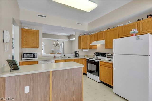 2563 Piedmont Court 22, Westlake, OH 44145