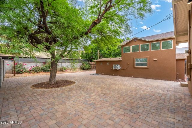 332 E WINDSOR Avenue, Phoenix, AZ 85004