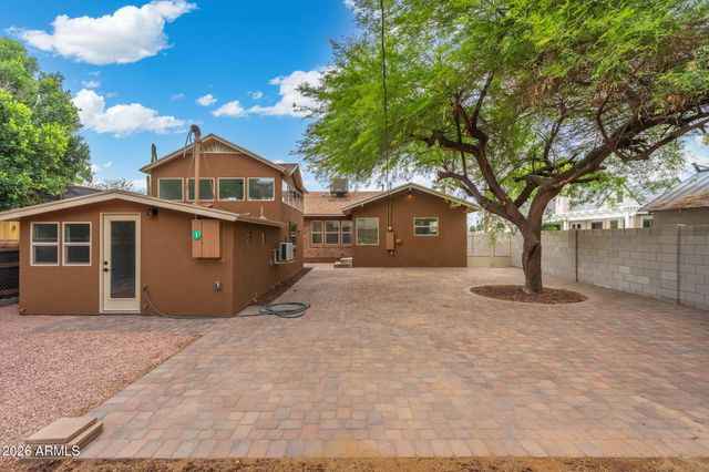 332 E WINDSOR Avenue, Phoenix, AZ 85004