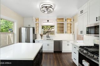 332 E WINDSOR Avenue, Phoenix, AZ 85004