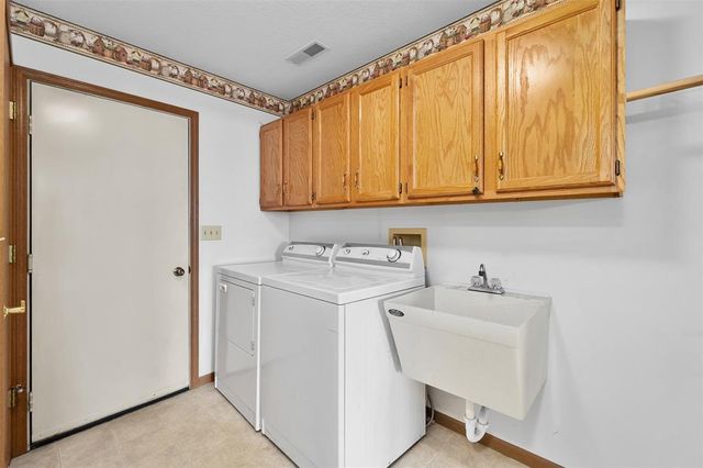 3319 Garner Street, Eau Claire, WI 54701