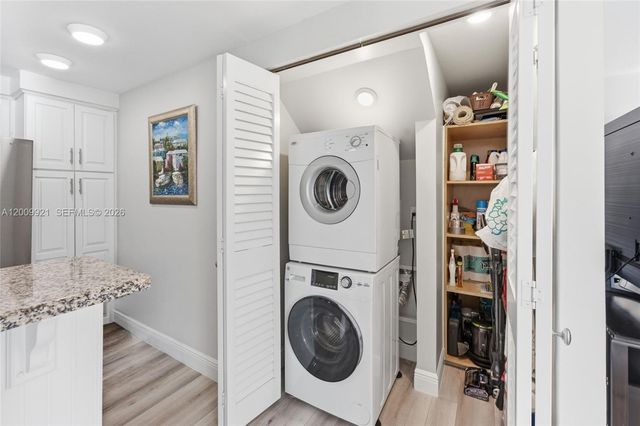 109 Mainsail Cir 1, Jupiter, FL 33477