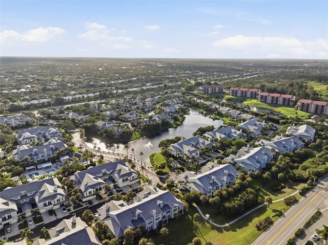 109 Mainsail Cir 1, Jupiter, FL 33477