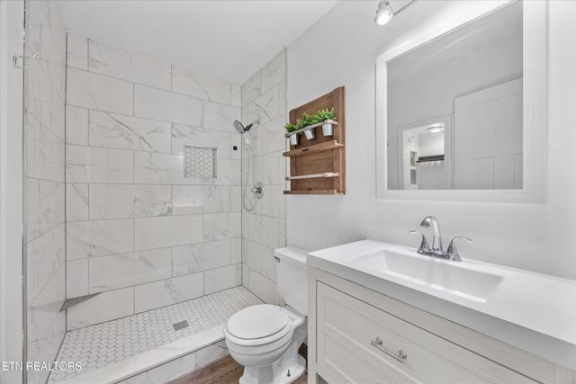 6207 Janmer Lane, Knoxville, TN 37909
