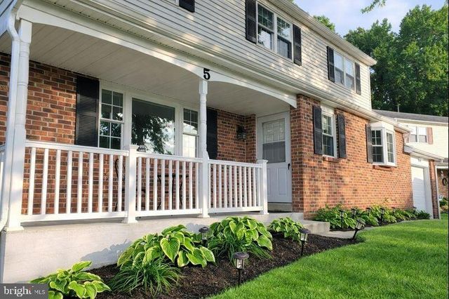 5 MAJESTIC DR, Newark, DE 19713