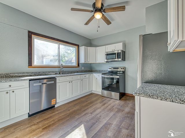 1103 W Temperance Road, Bedford Twp, MI 48182