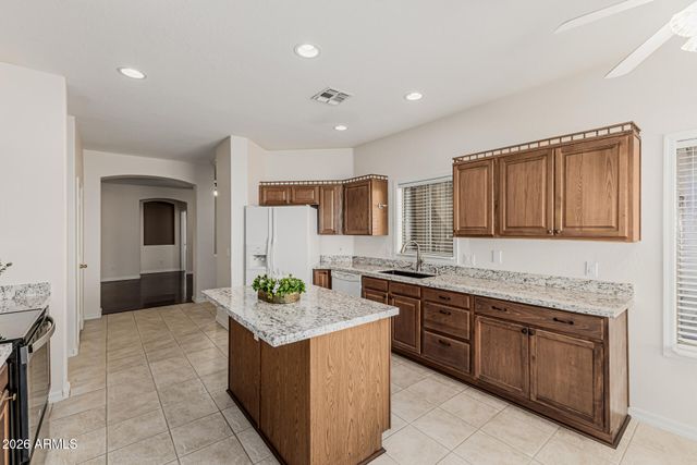 1650 S CRISMON Road 16, Mesa, AZ 85209