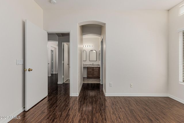 1650 S CRISMON Road 16, Mesa, AZ 85209