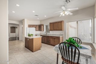 1650 S CRISMON Road 16, Mesa, AZ 85209