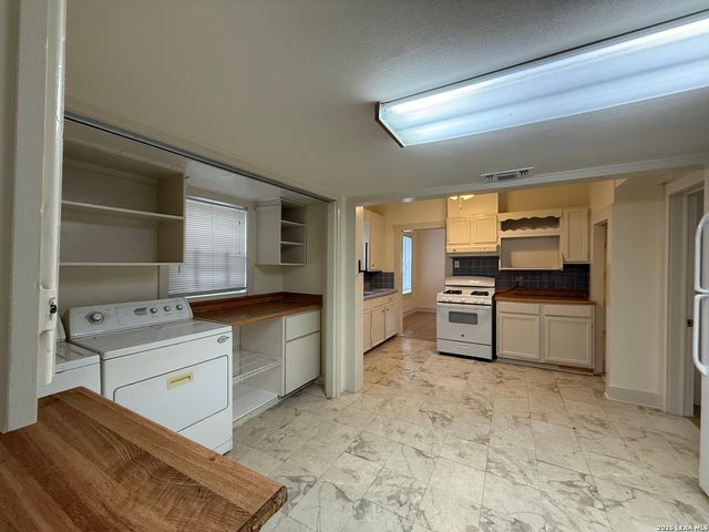 901 RIPLEY AVE, San Antonio, TX 78212