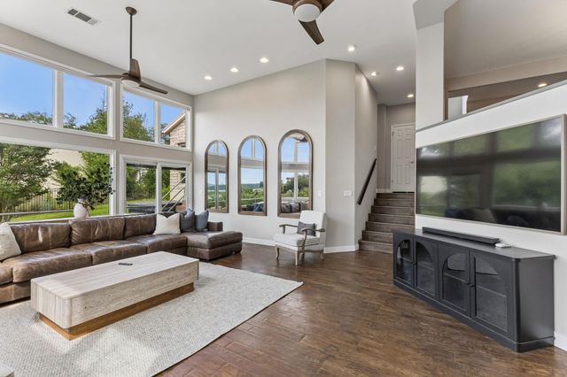 26310 Countryside DR, Spicewood, TX 78669