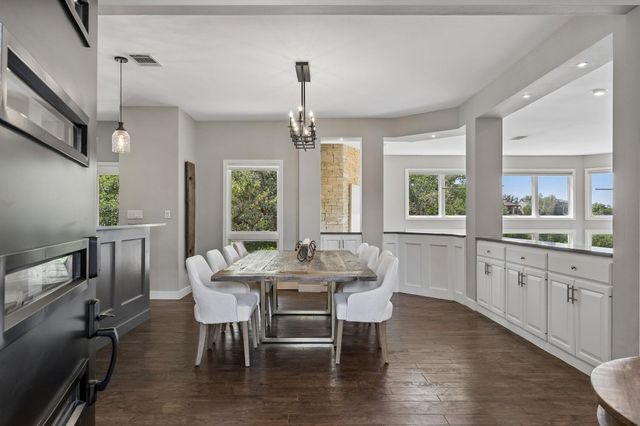 26310 Countryside DR, Spicewood, TX 78669