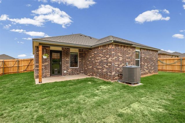 3880 Ada Avenue, Harrah, OK 73045