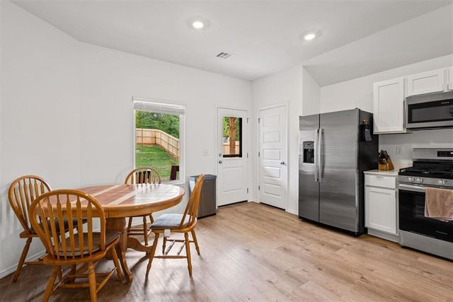 3880 Ada Avenue, Harrah, OK 73045