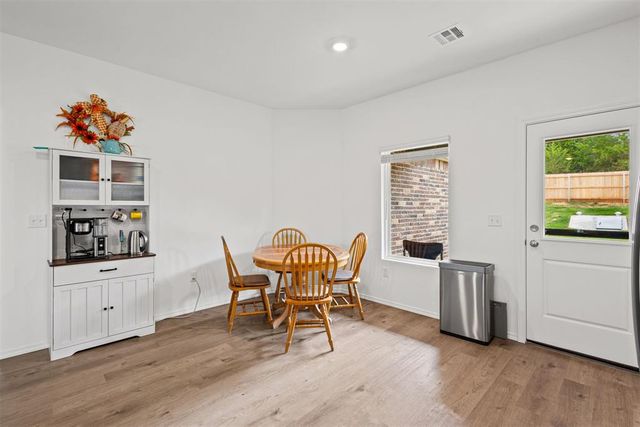 3880 Ada Avenue, Harrah, OK 73045