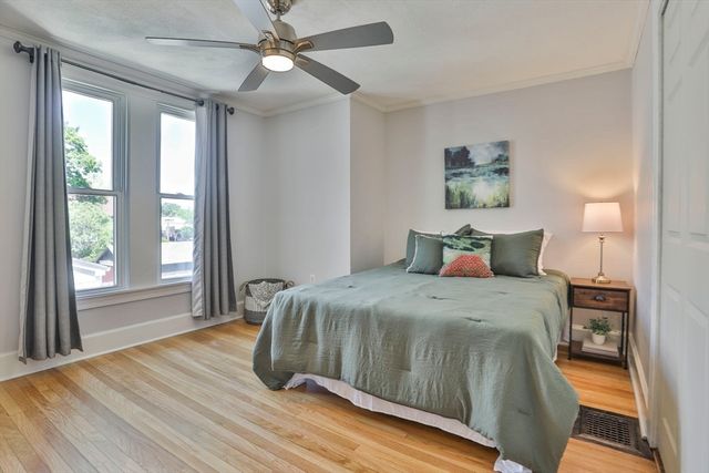 16 Endicott St, Saugus, MA 01906