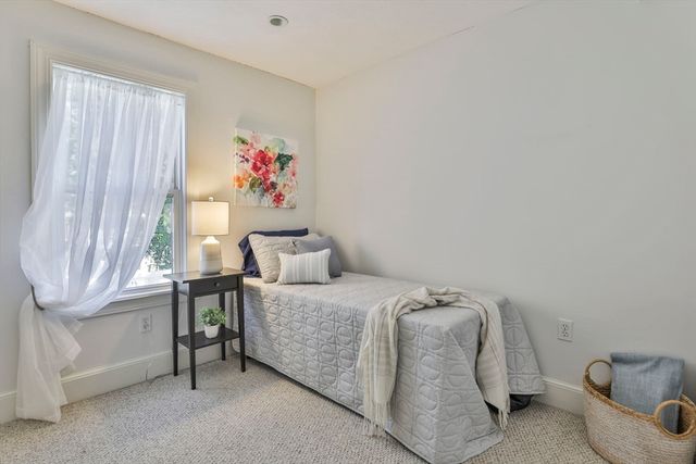 16 Endicott St, Saugus, MA 01906