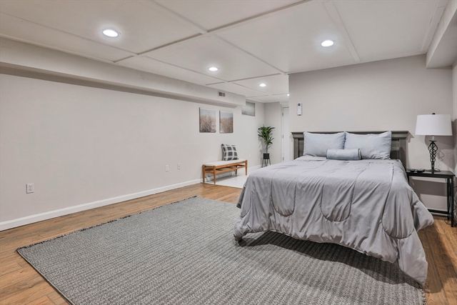 16 Endicott St, Saugus, MA 01906