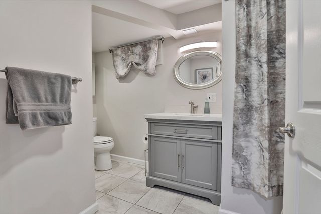 16 Endicott St, Saugus, MA 01906