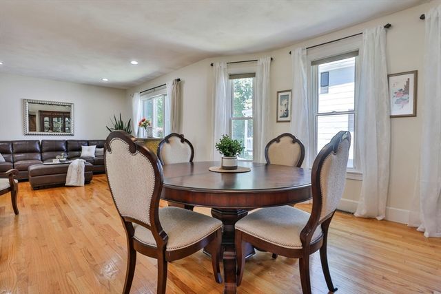 16 Endicott St, Saugus, MA 01906