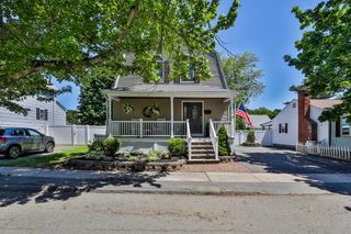 16 Endicott St, Saugus, MA 01906